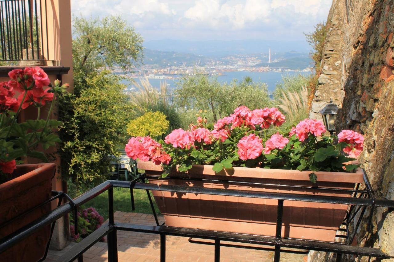Agriturismo Terrazza Sul Golfo - Il Casale La Spezia Exterior foto