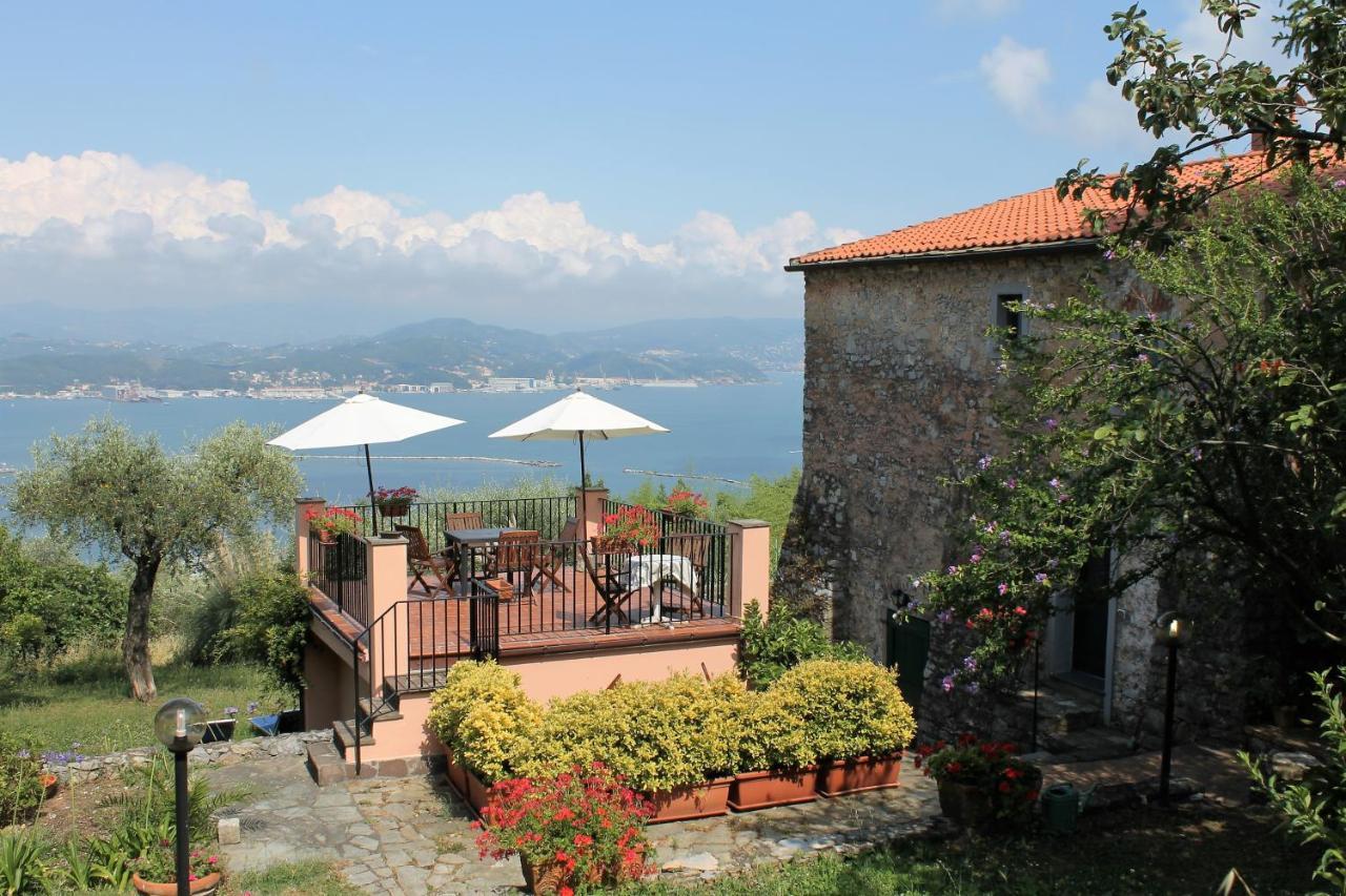 Agriturismo Terrazza Sul Golfo - Il Casale La Spezia Exterior foto