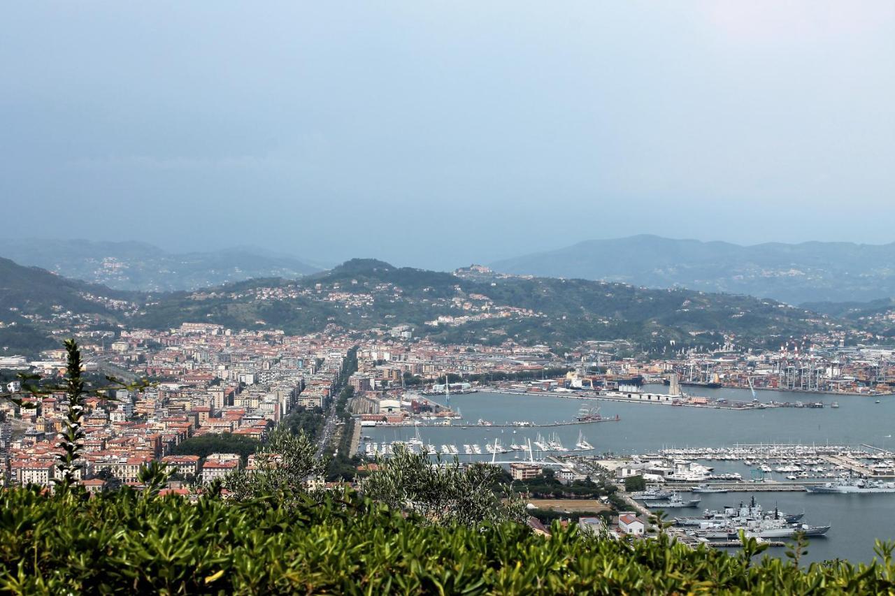 Agriturismo Terrazza Sul Golfo - Il Casale La Spezia Exterior foto